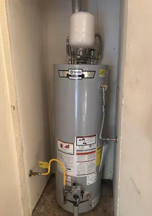 Gas water heater replacement in a Las Vegas closet