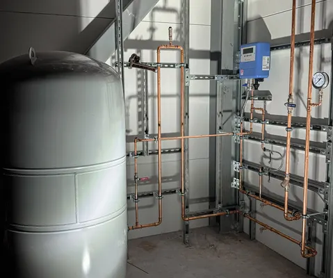 Commercial expansion tank installation, Las Vegas