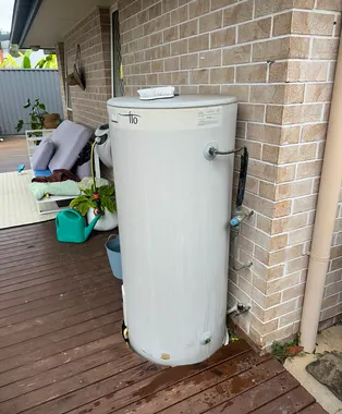 Sunrise Manor Outdoor Water Heater Replacement photo 1